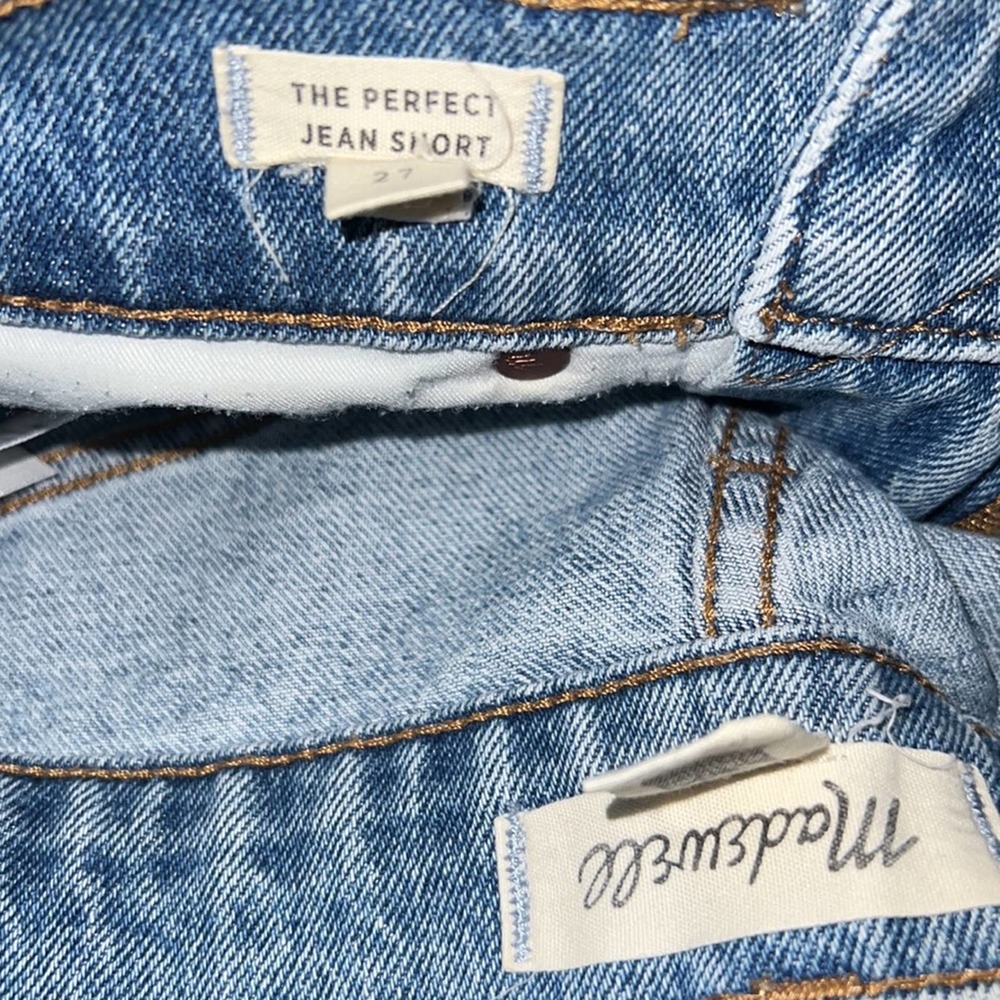 Madewell The Perfect Jean Short in Balsam Wash: TENCEL Denim Edition 27 🤍 - Picture 4 of 6